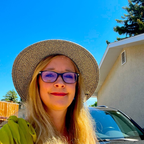 Meet your Posher, Bonnie - Picture 1 of 1